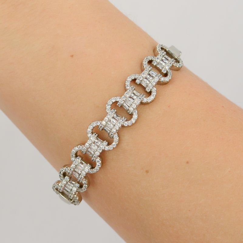Bracelete Cravejado com Zircônias Cristal Banho de Ródio Branco