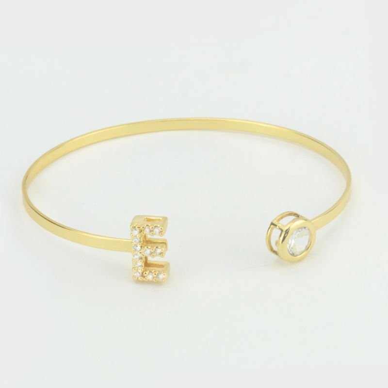 Bracelete Ajustável Letra Cravejada Com Ponto de Luz