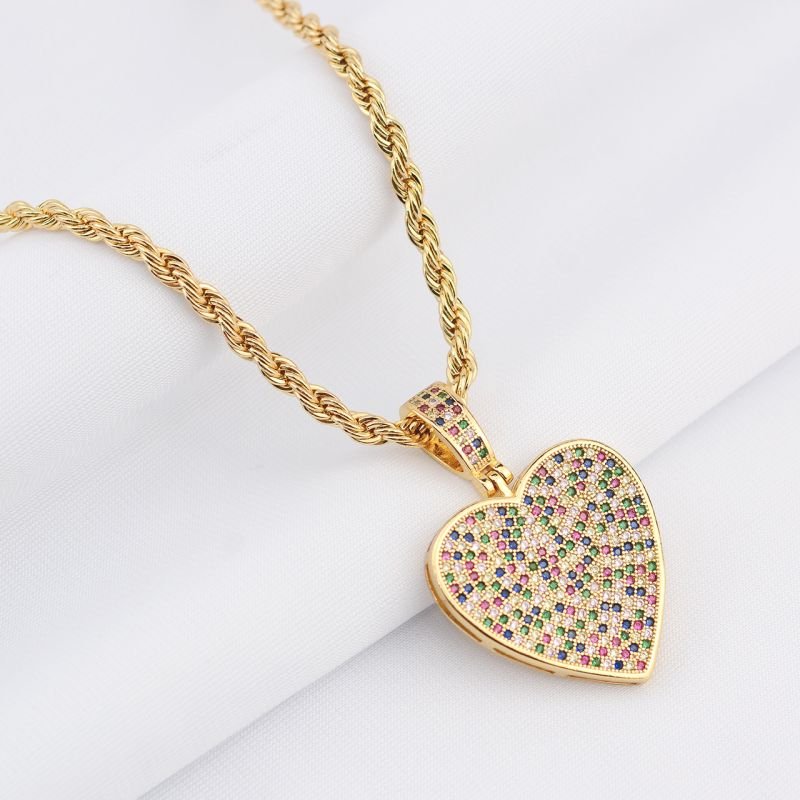 Colar Cordão Baiano 4mm Coração Cravejado com Zircônias Coloridas