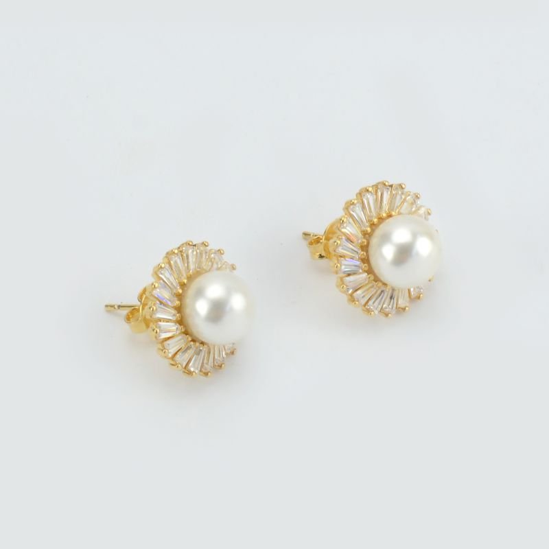 Conjunto de Colar e Brincos com Pérola e Zircônias Navetes