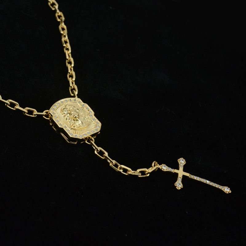 Escapulário Terço Cadeado 4mm Jesus Cristo e Cruz Cravejados com Zircônias